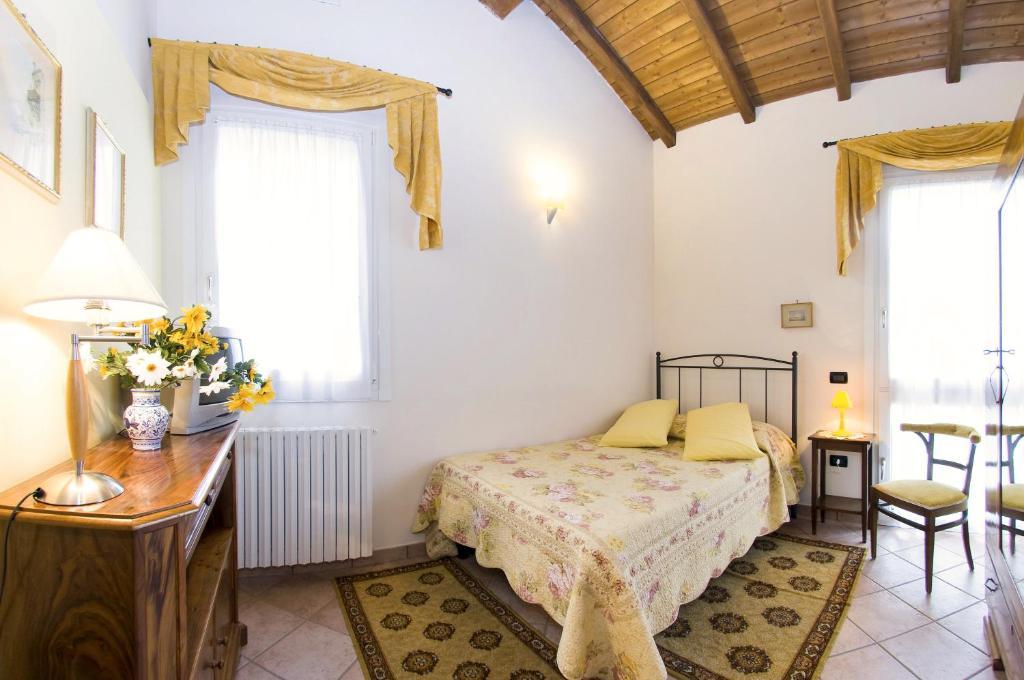 Agriturismo Alla Casella Ferrara Habitación foto